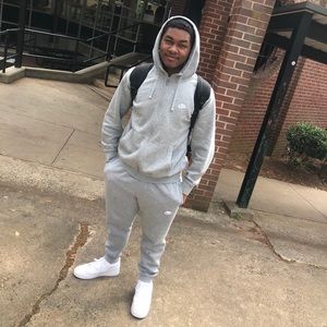 Meet your Posher, Aaron